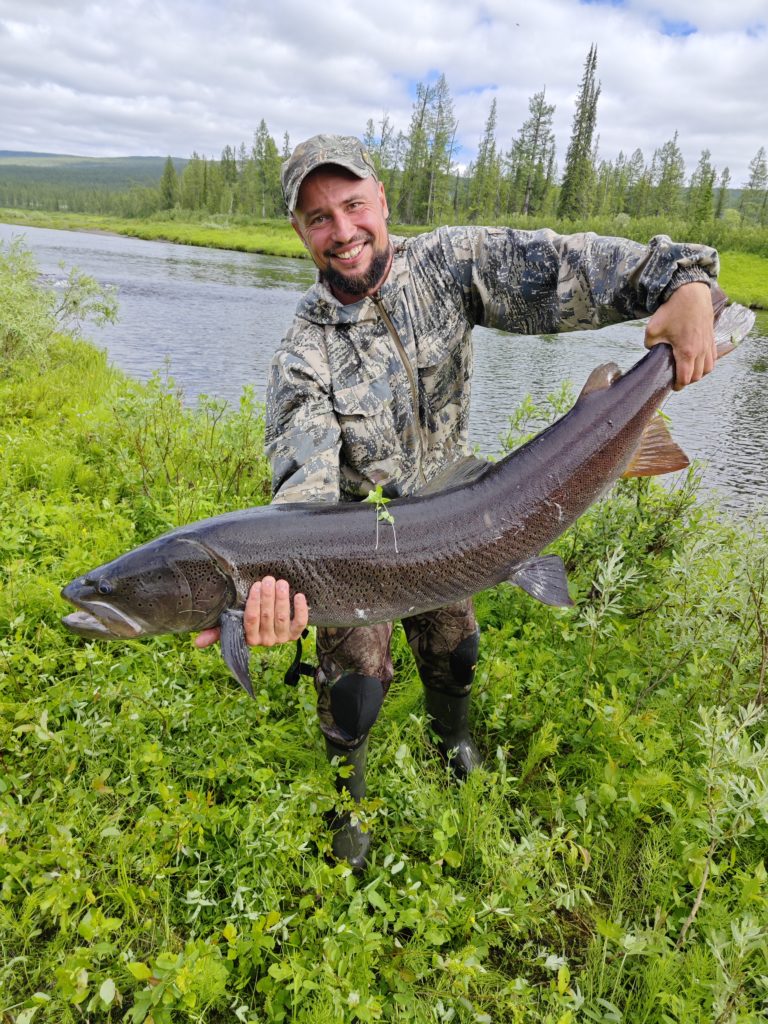 Fishing on the Putorana Plateau
